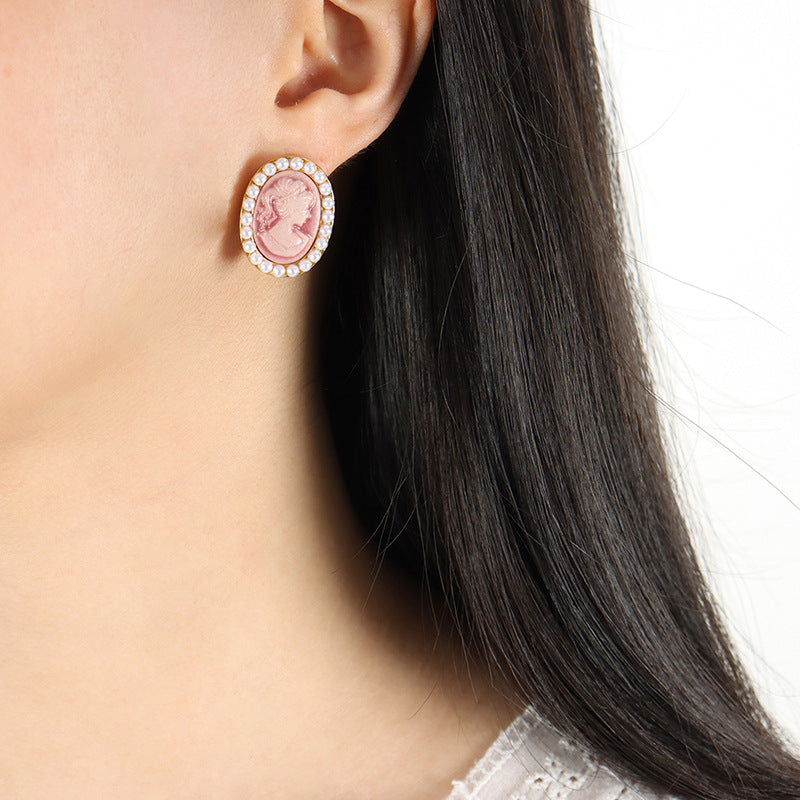 Pink Oval Portrait Pearl 18k gold Earrings