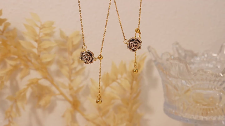 Pull-out Weighted Drip Glazed Rose Necklace